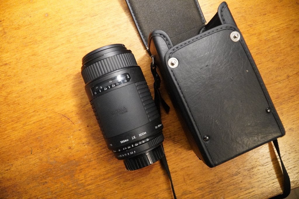 Sigma DL Zoom 75-300, Audio, Tv en Foto, Fotografie | Lenzen en Objectieven, Ophalen of Verzenden, Gebruikt, Telelens, Zoom
