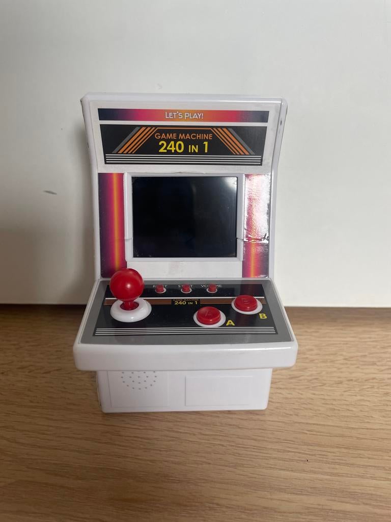 Mini Game Machine 240-in-1 - Retro Gaming Plezier, Ophalen, Overige genres, 1 speler, Zo goed als nieuw