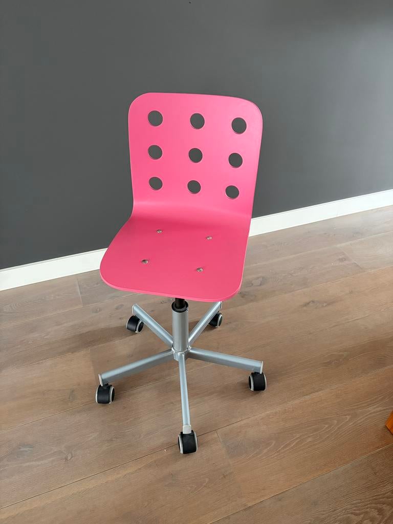 Ikea kinder bureaustoel, Huis en Inrichting, Bureaustoelen, Ophalen, Gebruikt, Roze, Bureaustoel