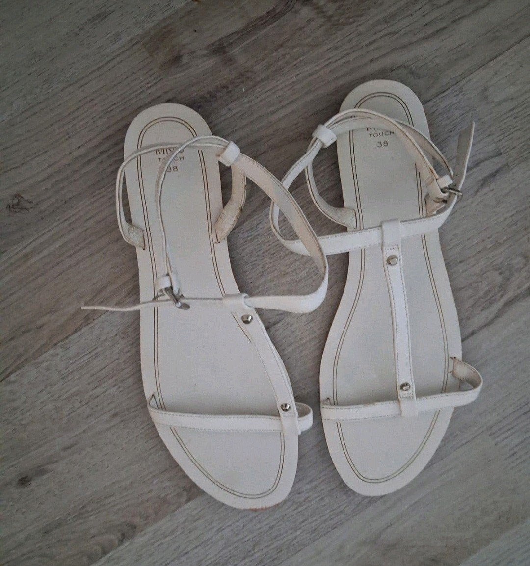 Witte Mango sandalen - Maat 38, 25 euro vast, Kleding | Dames, Mango, Wit, Zo goed als nieuw, Sandalen of Muiltjes