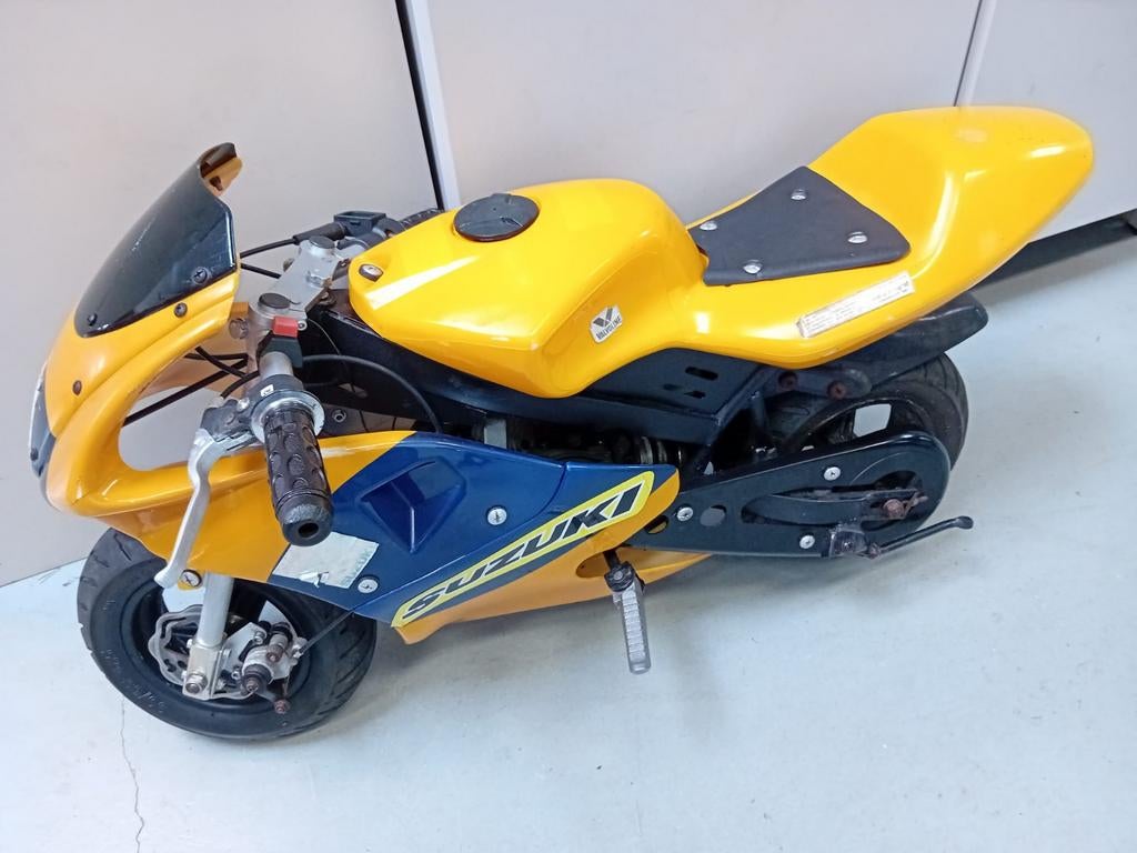 Minibike suzuki, Ophalen of Verzenden, Zo goed als nieuw