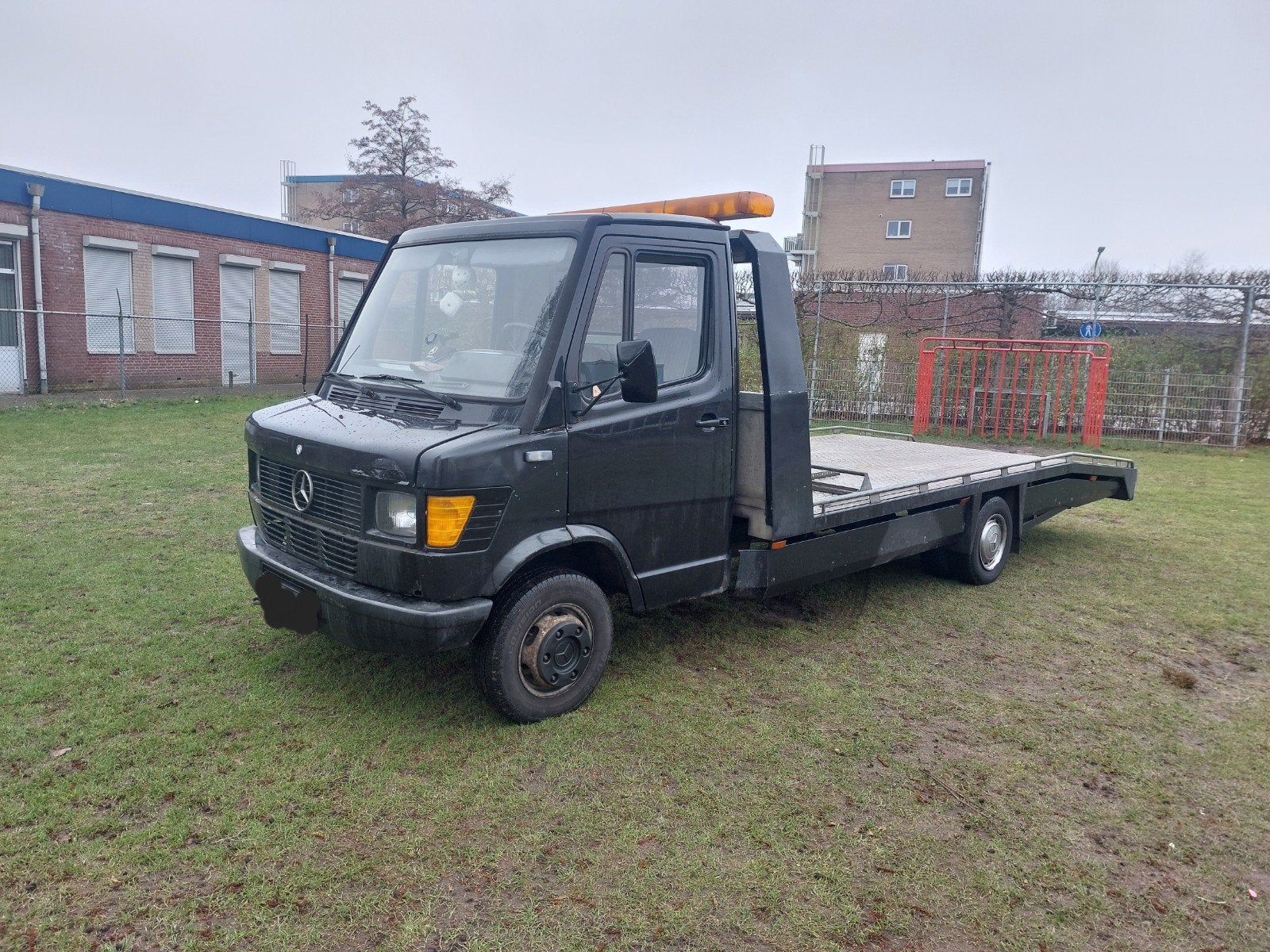 oprijwagen  mercedes t1  307 410 409  enzz gezocht, Ophalen of Verzenden