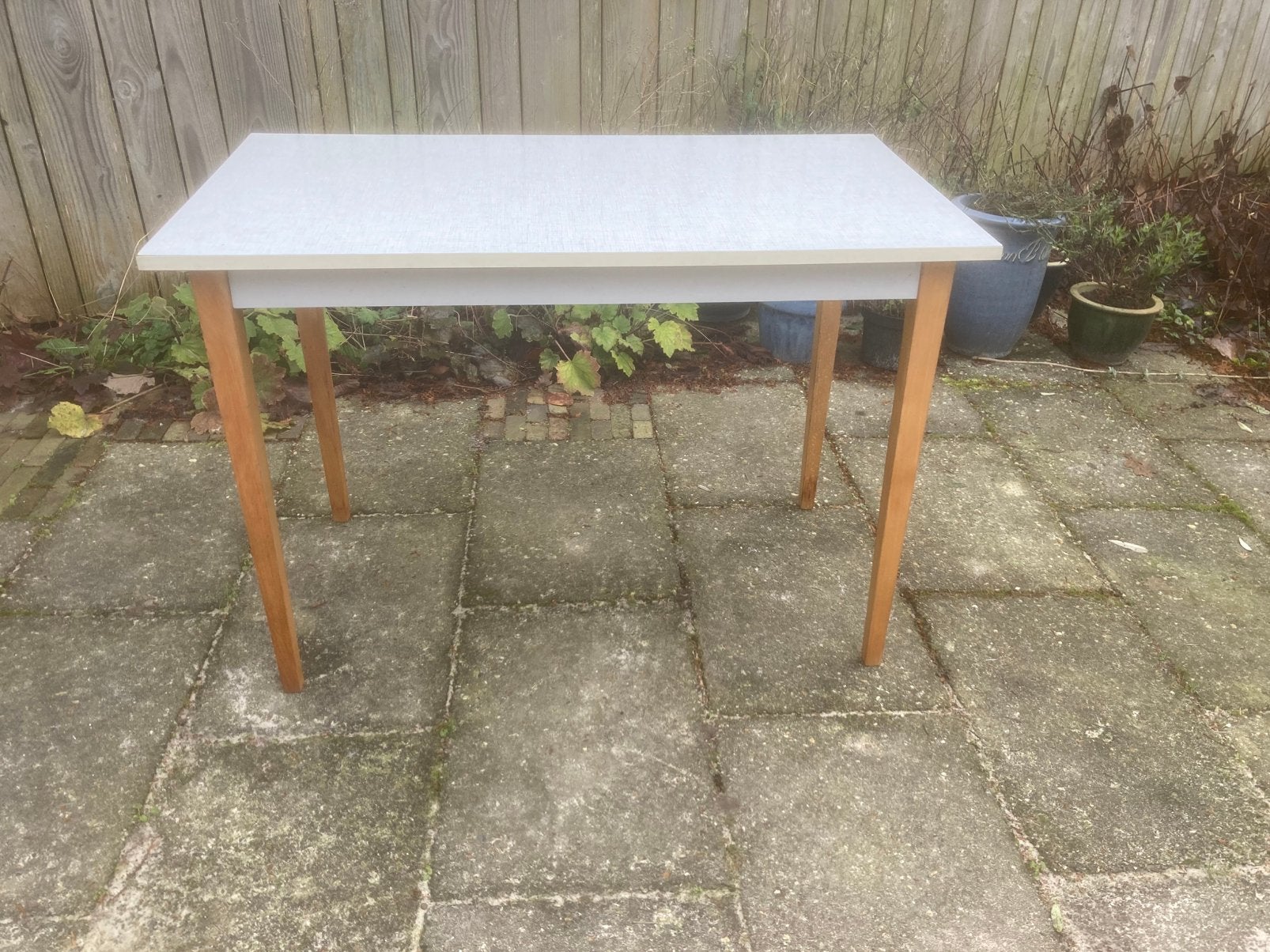 Eenvoudige vintage formica eettafel jaren 70, Ophalen