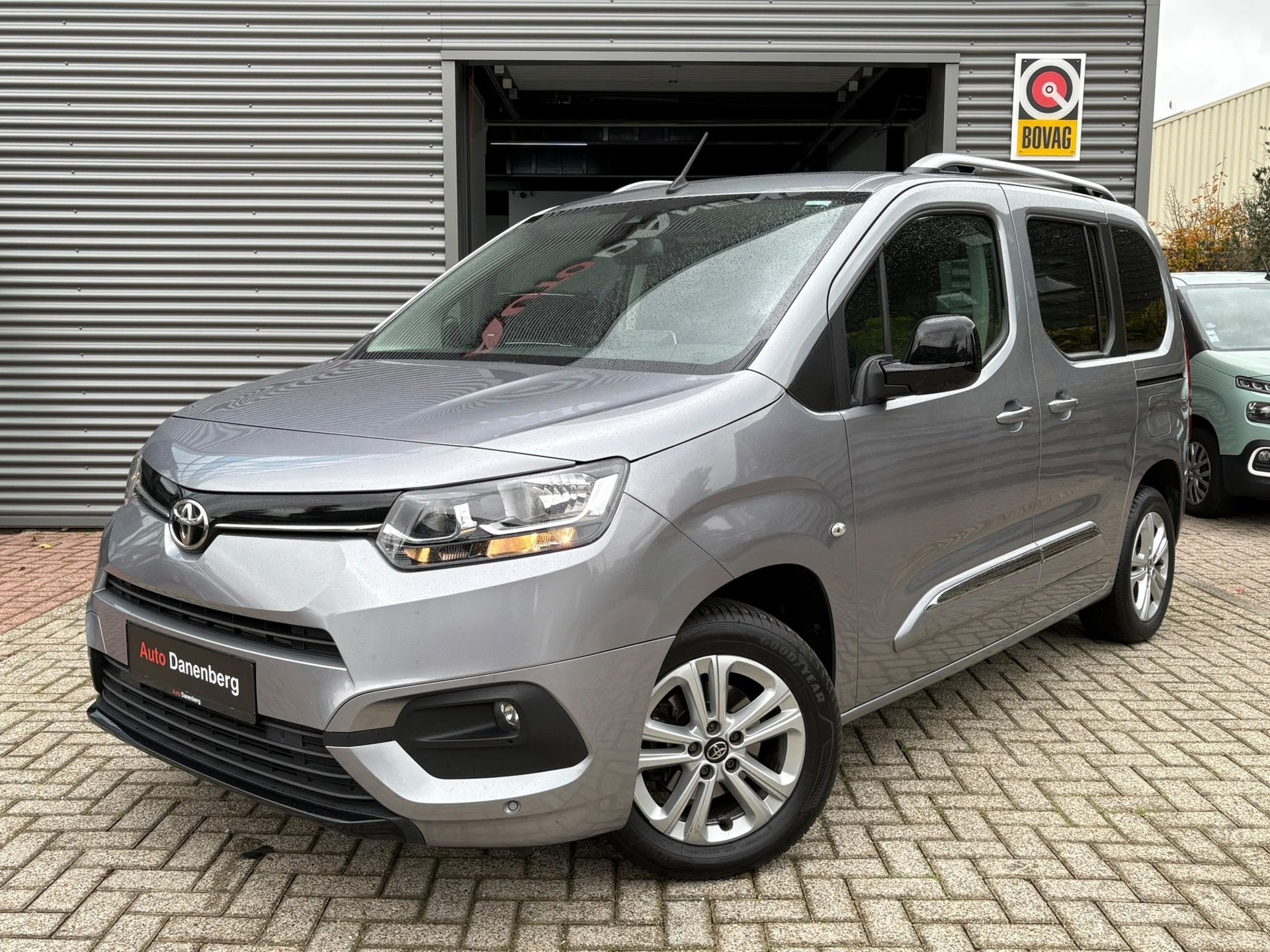 Toyota ProAce 1.2 Turbo City Verso GARANTIE!, Auto's, Voorwielaandrijving, Dealer onderhouden, Stof, Gebruikt