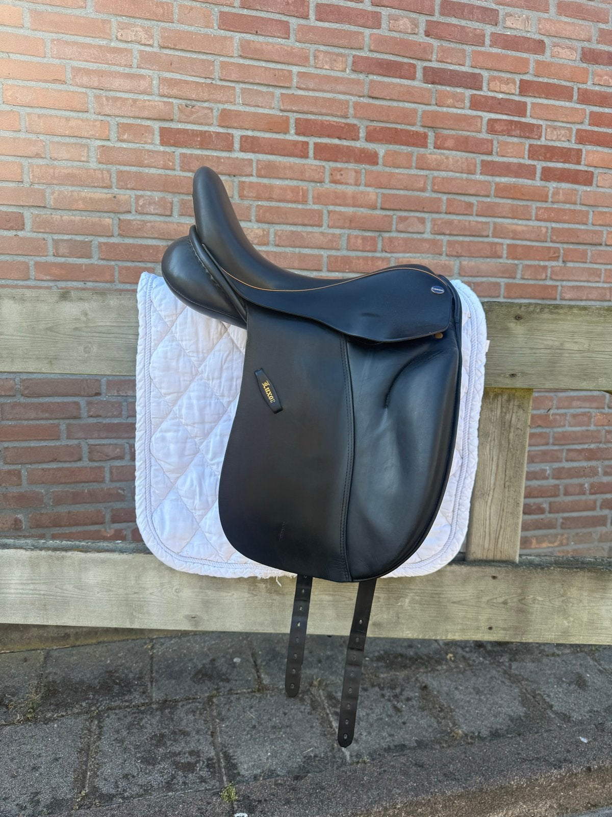 Mooi Euroriding Luxor zadel 17 inch, Gebruikt, Dressuur, M (17 inch), Diepe zit