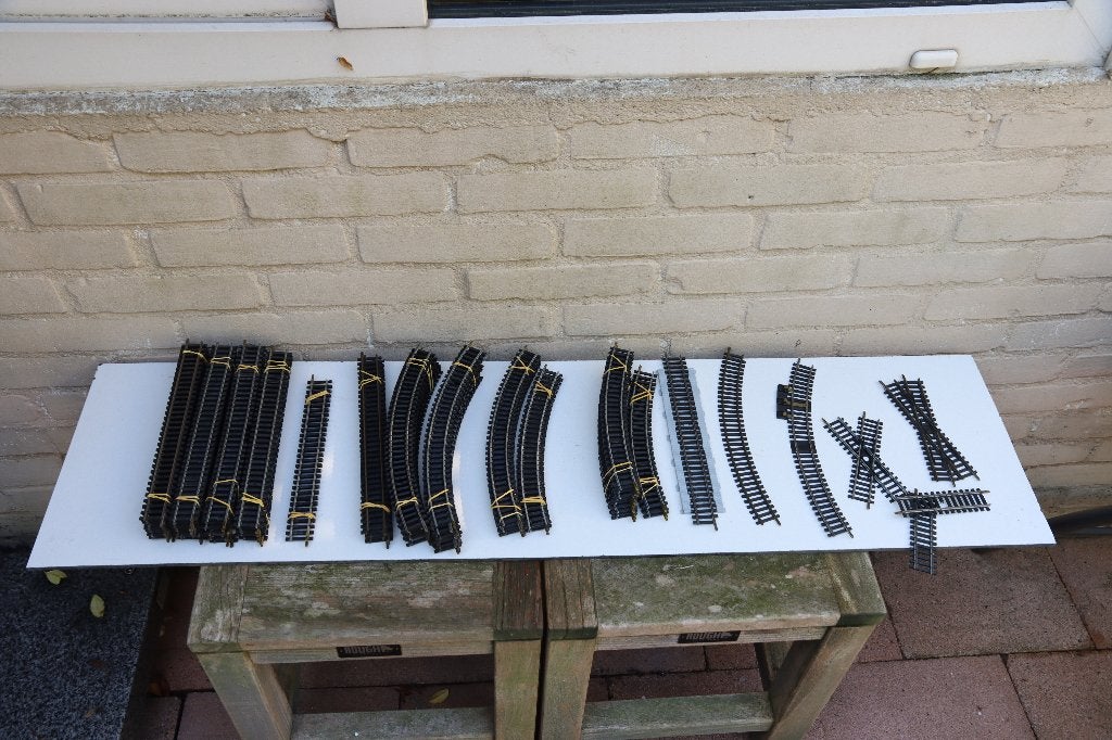 Jouef rails 90 stuks, Hobby en Vrije tijd, Modeltreinen | H0, Gelijkstroom, Jouef, Rails, Ophalen of Verzenden