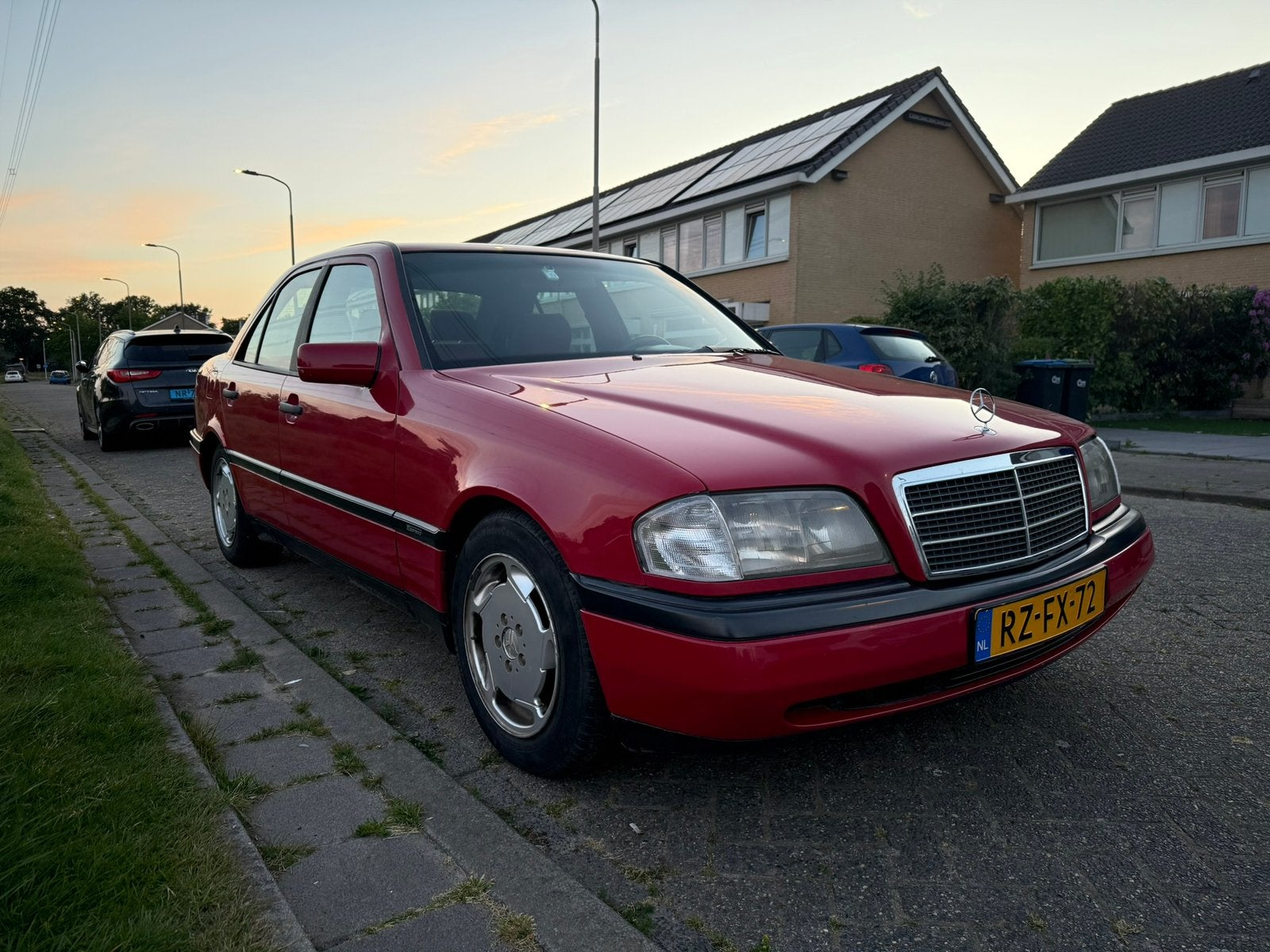 Mercedes-Benz C-Klasse 2.5 D C250 Oxykat 1994 Rood, foto 5