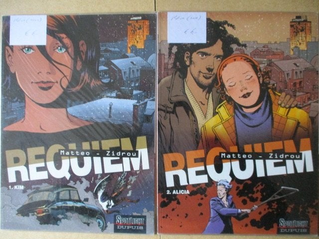 w0254 requiem 1 en 2, Boeken, Stripboeken, Meerdere stripboeken, Ophalen, Gelezen