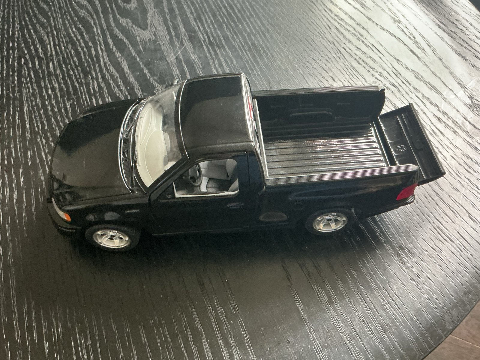 Zwarte Ford F-150 pick-up modelauto - Nieuw zonder doos, Ophalen, Nieuw