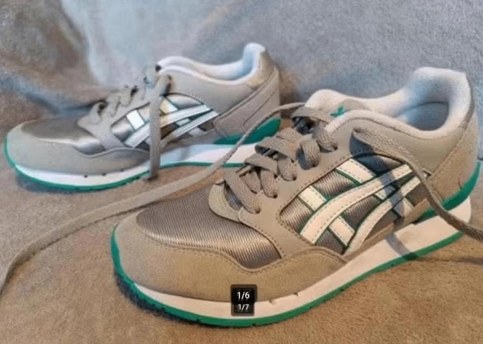 Asics schoenen maat 36 (uk 4 / 23cm) sample, Ophalen of Verzenden, Sneakers of Gympen, Gedragen