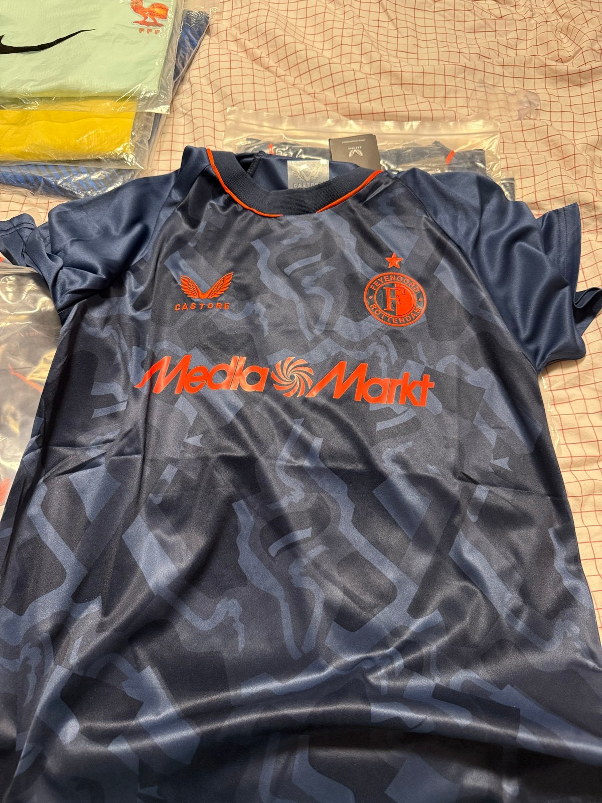 Feyenoord 3e shirt 2026/2027 ook kids setjes!!, Ophalen, Nieuw, Overige maten, Voetbal