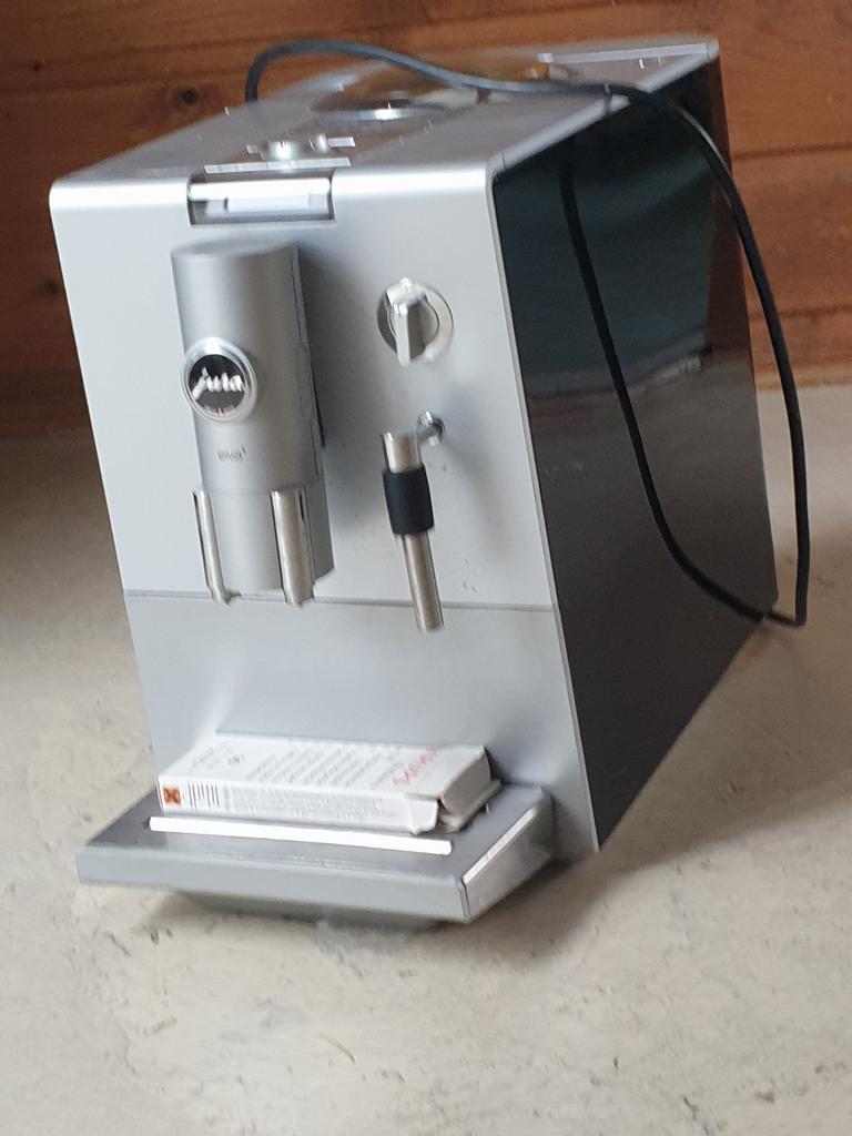 JURA koffiemachine type 653, Witgoed en Apparatuur, Koffiezetapparaten, 10 kopjes of meer, Ophalen, Koffiemachine, Koffiebonen