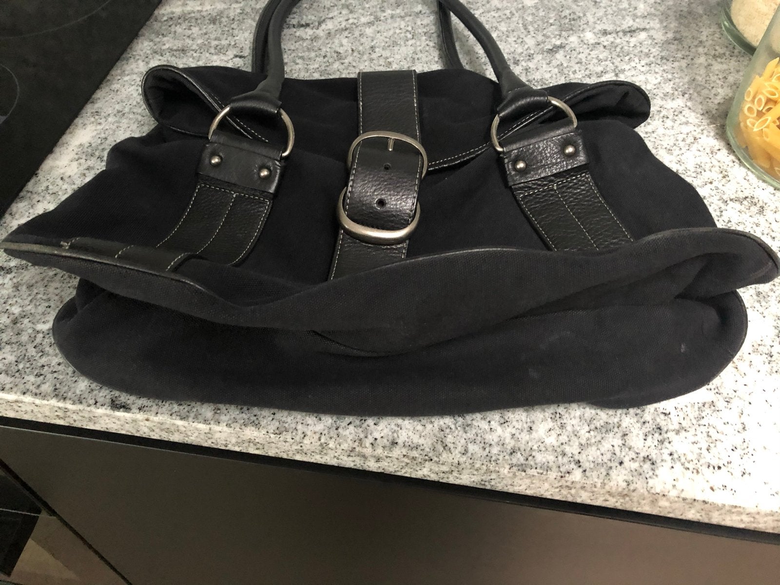Marc O'Polo Zwarte Handtas - Stijlvol en Ruim, Ophalen of Verzenden, Zo goed als nieuw, Zwart, Handtas