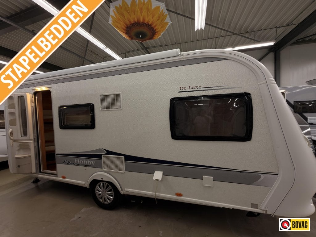 Hobby De Luxe 490 KMF Mover+1500KG+luifel, Hobby, Bedrijf, Treinzit, Dwarsbed