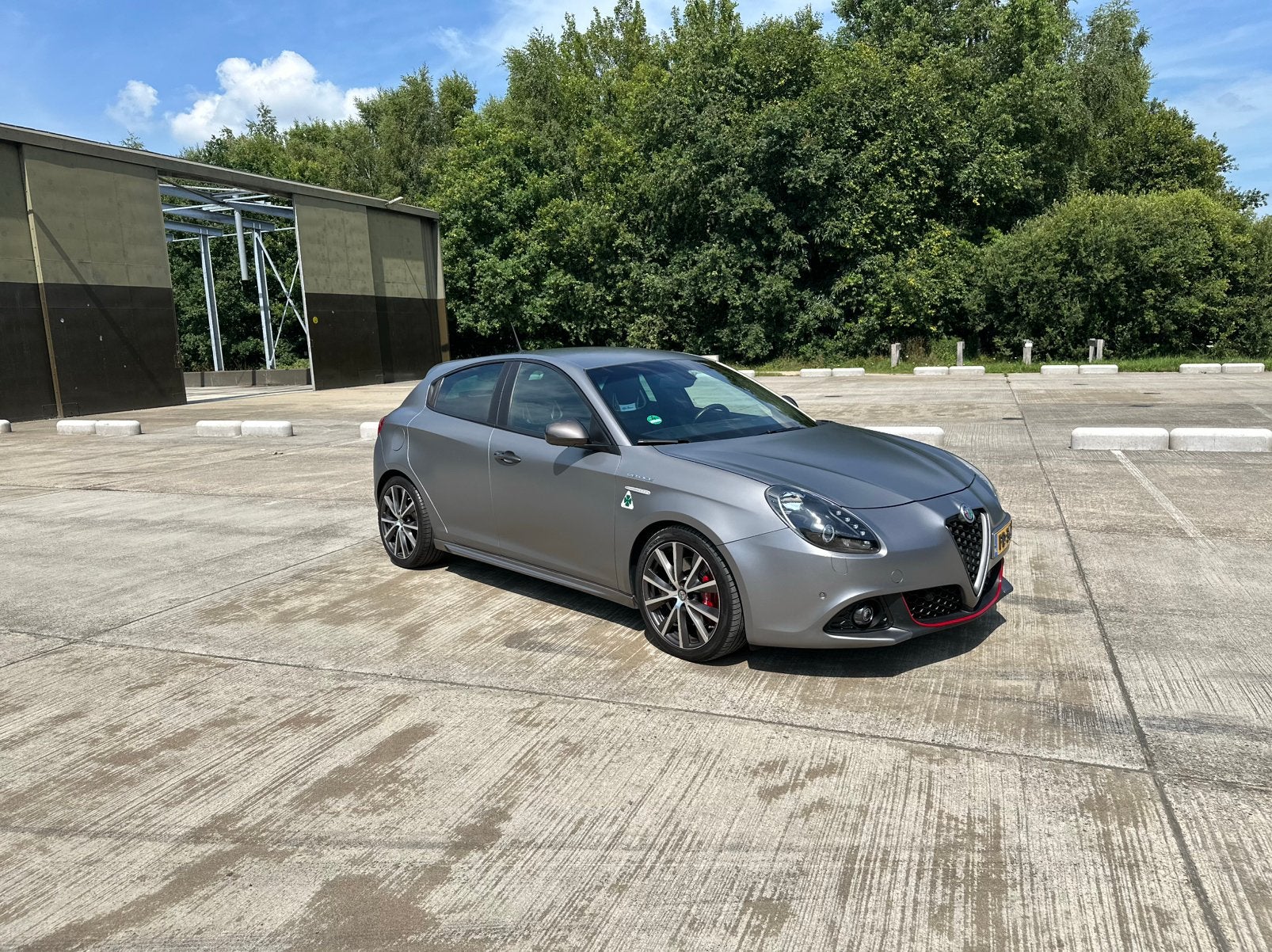 Alfa Romeo Giulietta 1.750 TBI AUT 2016 Grijs, 15 km/l, 4 cilinders, Particulier, 1000 kg