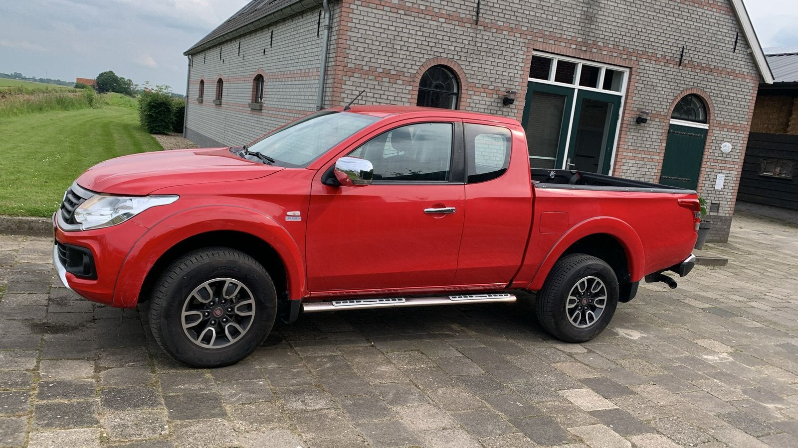 Fiat Fullback 2.4 JTD 133KW 2017, Auto's, Bestelauto's, Euro 5, Zwart, 4 cilinders, 181 pk