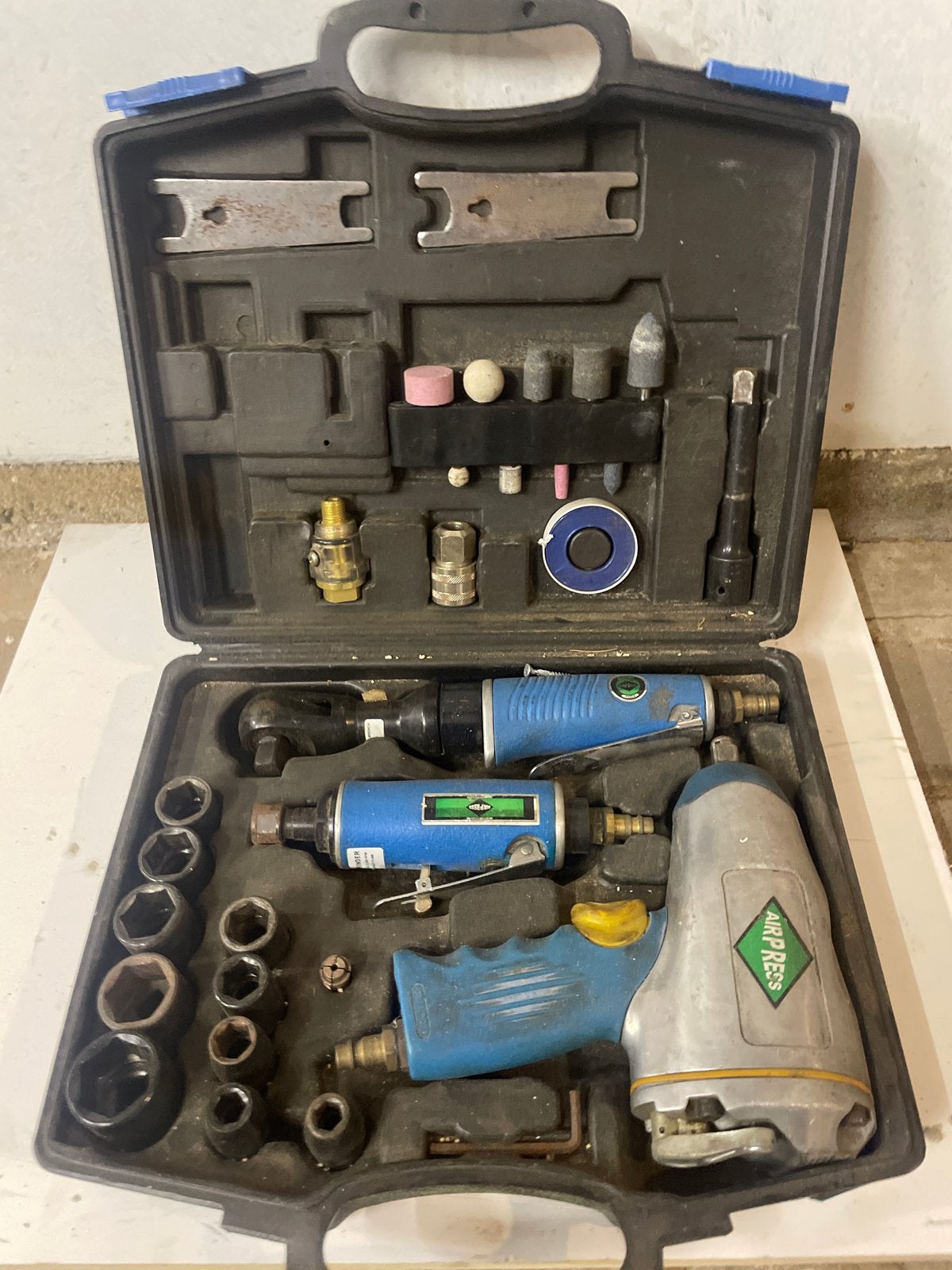 Airpress pneumatische gereedschapset in koffer, Ophalen of Verzenden, Gebruikt