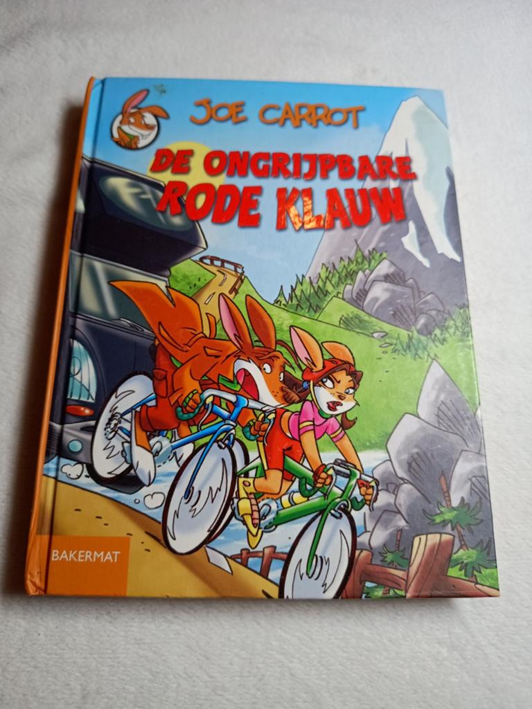 Joe Carrot - De ongrijpbare Rode Klauw, Fictie algemeen, Ophalen of Verzenden, Zo goed als nieuw, Joe Carrot