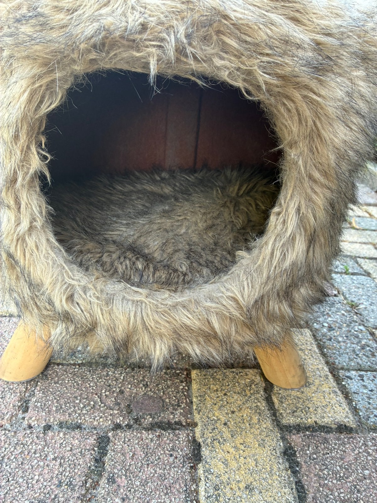 Kattenmand/ poef op pootjes, Dieren en Toebehoren, Kattenmanden, Ophalen of Verzenden, Zo goed als nieuw