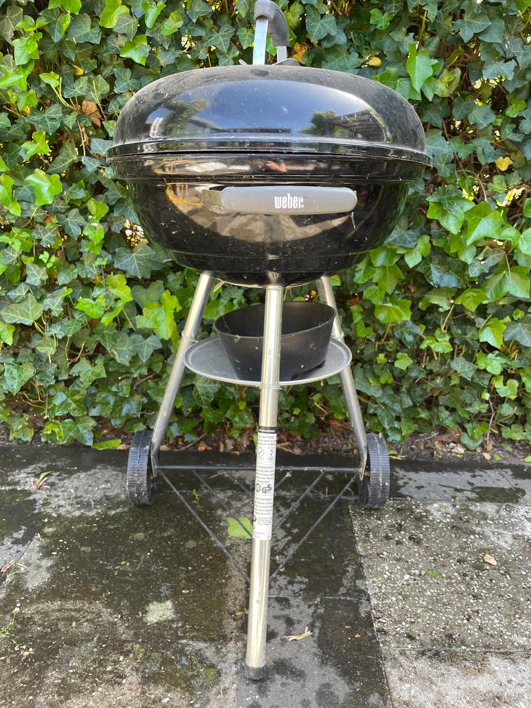 Weber bbq inc beschermhoes en starter, Ophalen, Gebruikt, Met accessoires