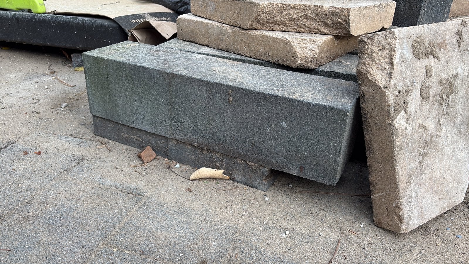 Betonrand / stapelblok, Tuin en Terras, Ophalen, Gebruikt, Minder dan 100 cm, Minder dan 25 cm