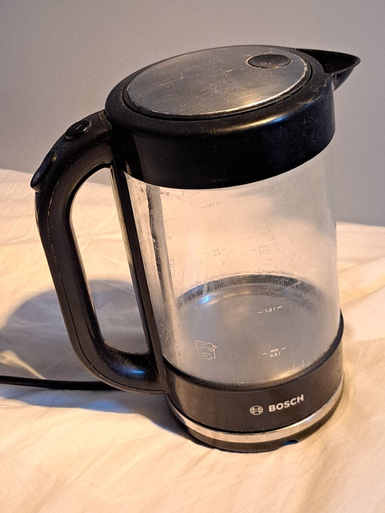 BOSCH glazen waterkoker, Witgoed en Apparatuur, Waterkokers, 1 tot 2 liter, Ophalen of Verzenden, Gebruikt, Rvs
