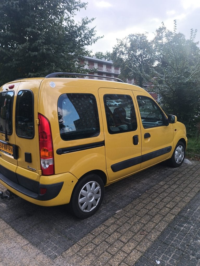 LEUKE MINI CAMPER 'READY-TO-GO', Automaat, Geel, Kangoo, Particulier