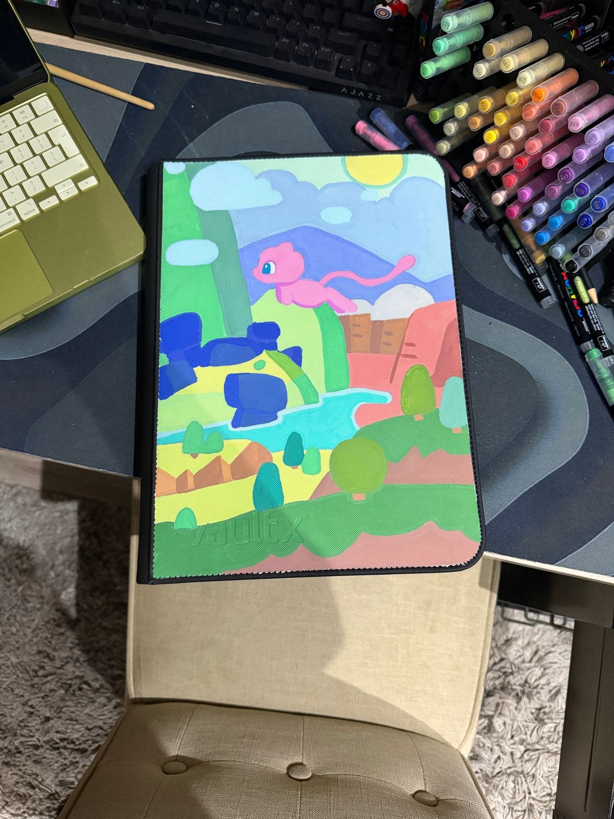 Custom VaultX 9-pocket map met Mew design, Hobby en Vrije tijd, Verzamelkaartspellen | Pokémon, Ophalen of Verzenden, Zo goed als nieuw