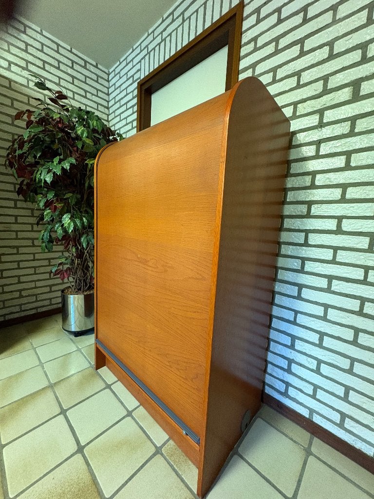 Secretaire met roldeur en uitschuifbare werkblad, Huis en Inrichting, Ophalen, Gebruikt, Modern