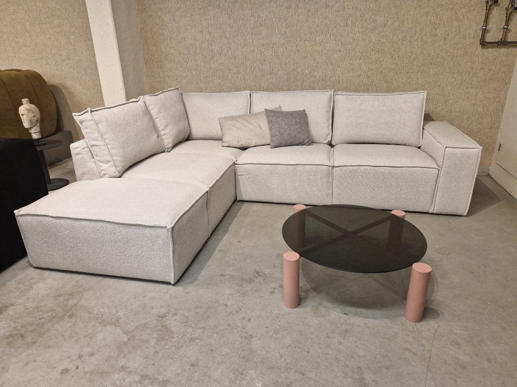 Ruime hoekbank in beige stof - showmodel - LINKS ÉN RECHTS!, Ophalen, 250 tot 300 cm, ., Hoekbank