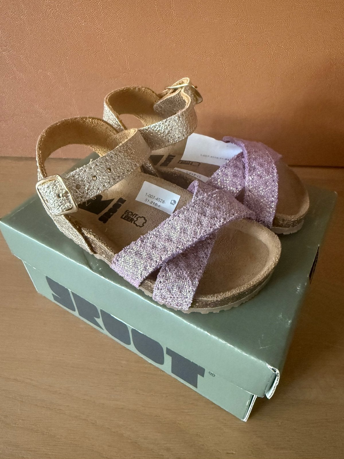 Nieuwe meisjes sandalen. Mt.21., Schoentjes, Meisje, Nieuw, Ophalen of Verzenden