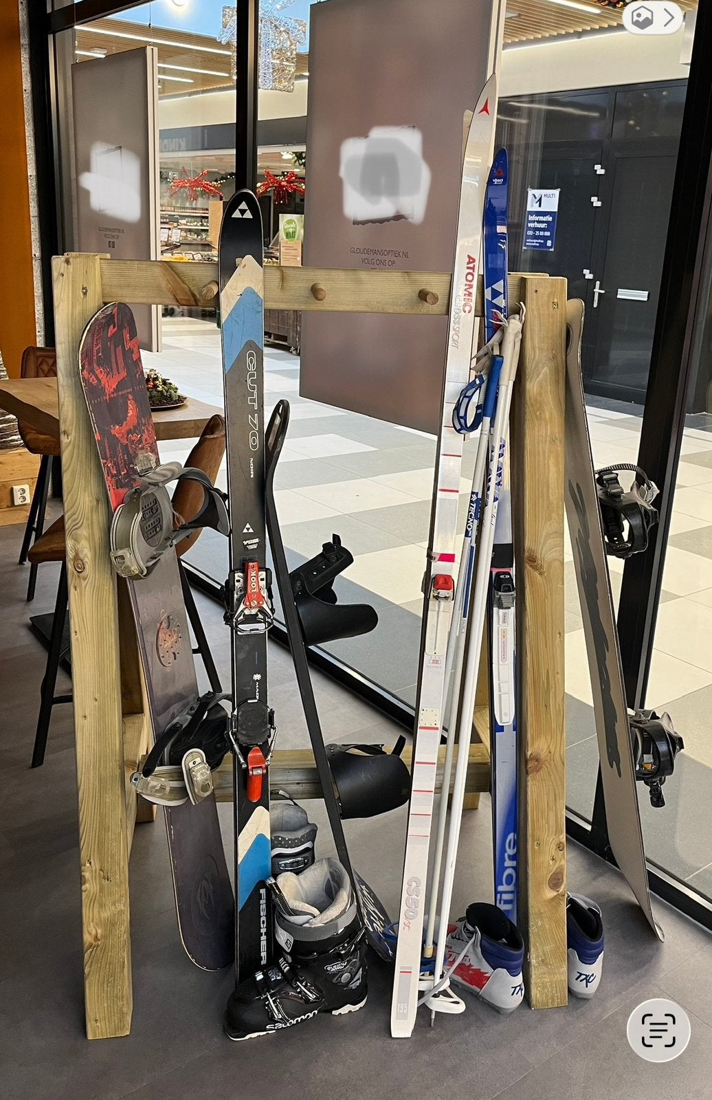 Etalage skirek met accessoires, Ophalen of Verzenden, Zo goed als nieuw, Overige typen, Overige merken