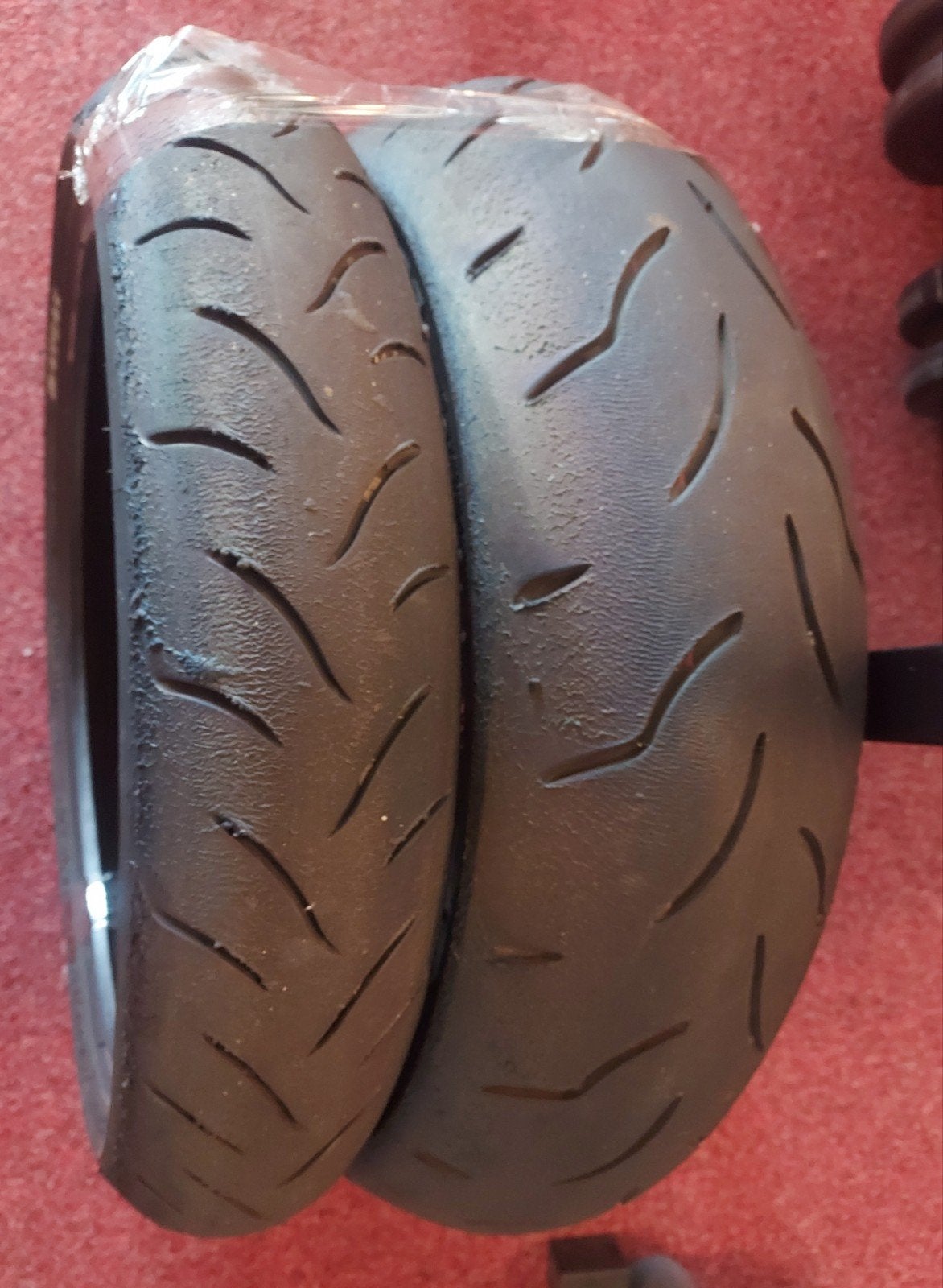 Setje Bridgestone BT016 PRO 120/70-17 & 190/55-17 gebruikt, Ophalen