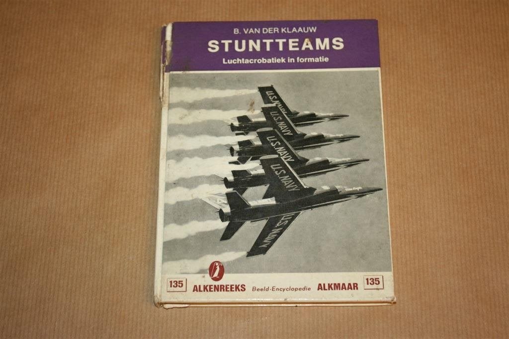 Boek: Stuntteams - Luchtacrobatiek in formatie, Verzamelen, Gebruikt, Schaalmodel, N.v.t., N.v.t.