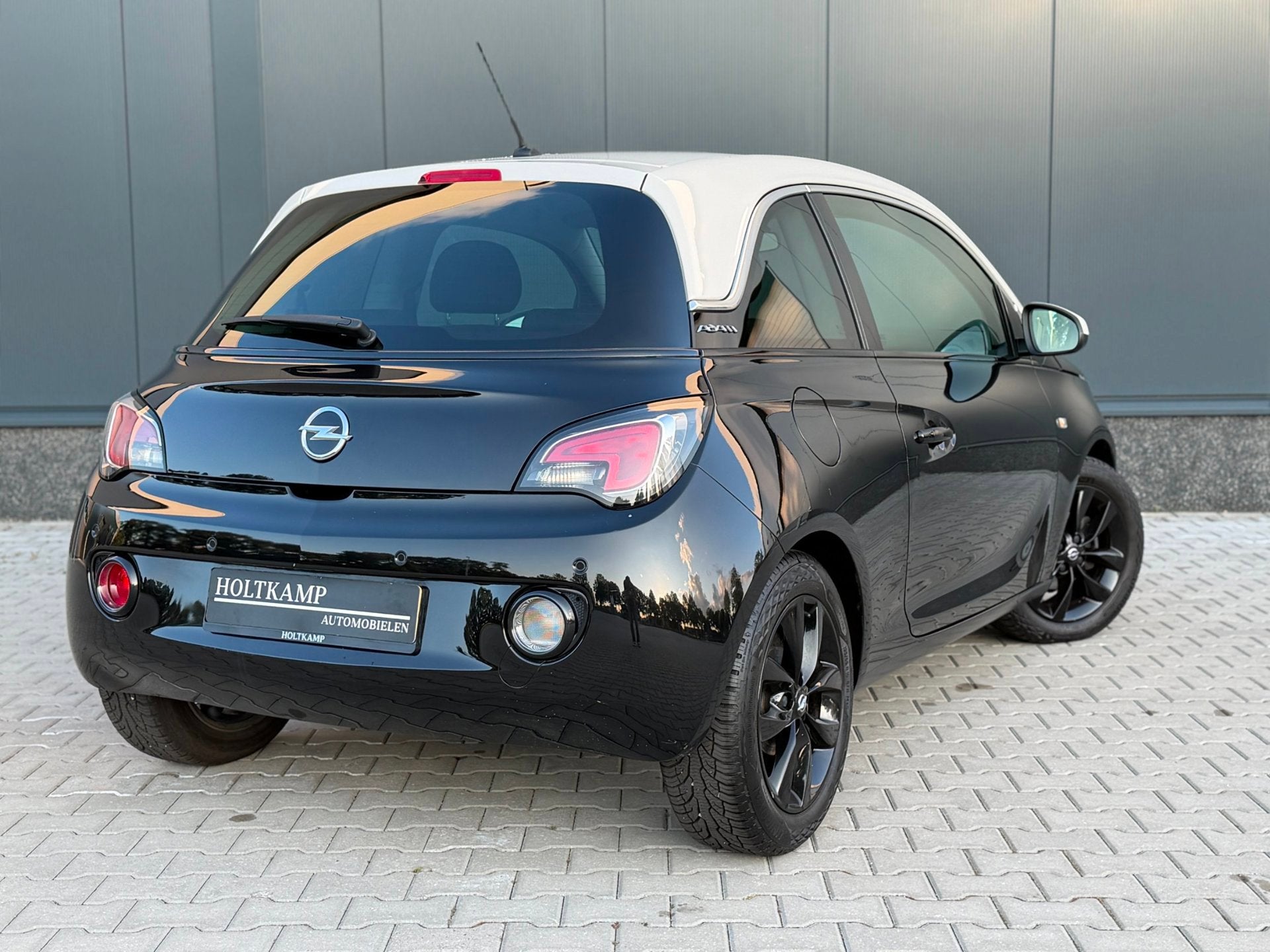 Opel ADAM 1.4 Glam | AIRCO | CRUISE | STOELVERWARMING | STEU, Voorwielaandrijving, Gebruikt, 4 cilinders, 4 stoelen