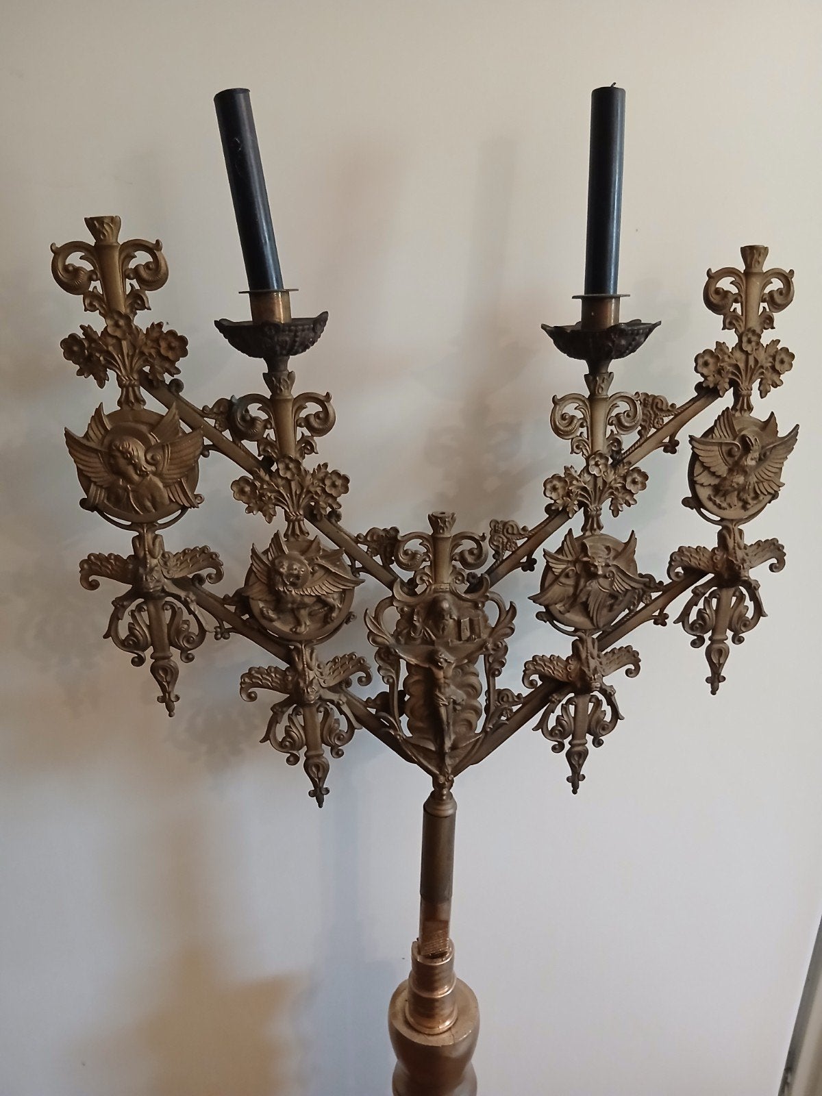 oude kerk altaar kandelaar, Antiek en Kunst, Antiek | Kandelaars, Ophalen of Verzenden, Koper of Brons