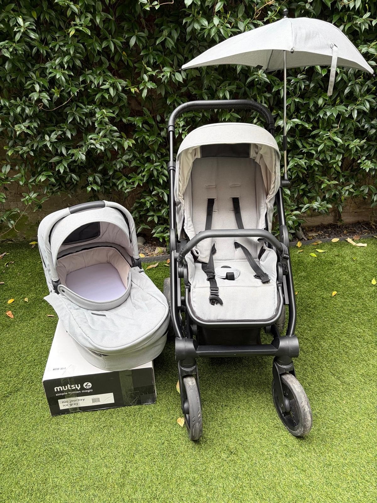 Mutsy Nio Journey kinderwagen met reiswieg, Ophalen, Gebruikt, Mutsy, Met reiswieg