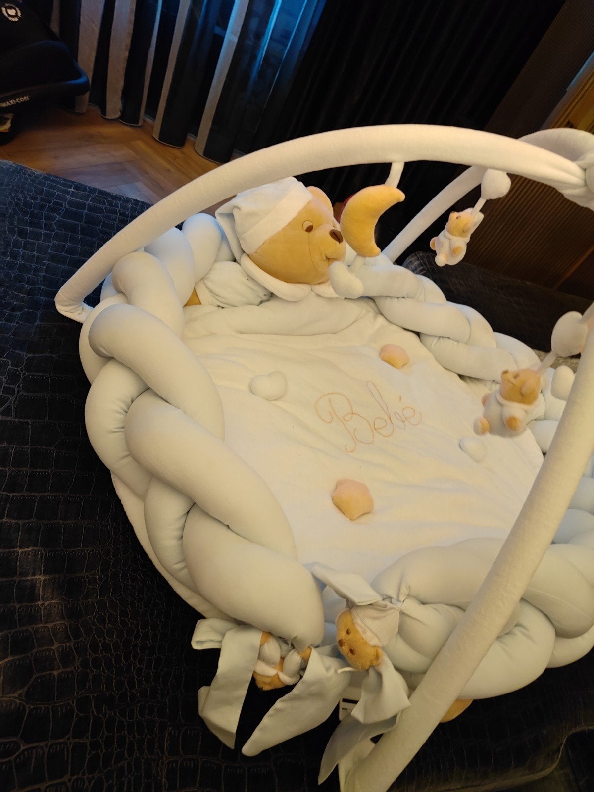 baby nest met rand / boxdecoratie ronde box, Kinderen en Baby's, Ophalen of Verzenden, Zo goed als nieuw