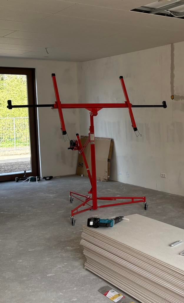 Gipsplaten lift Haromac, Ophalen, Zo goed als nieuw