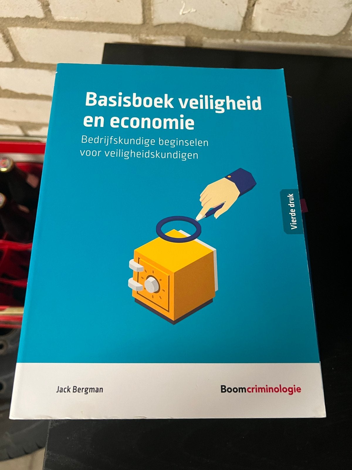 Basisboek veiligheid en economie - Jack Bergman, Boeken, Studieboeken en Cursussen, Zo goed als nieuw, HBO, Gamma, Ophalen of Verzenden
