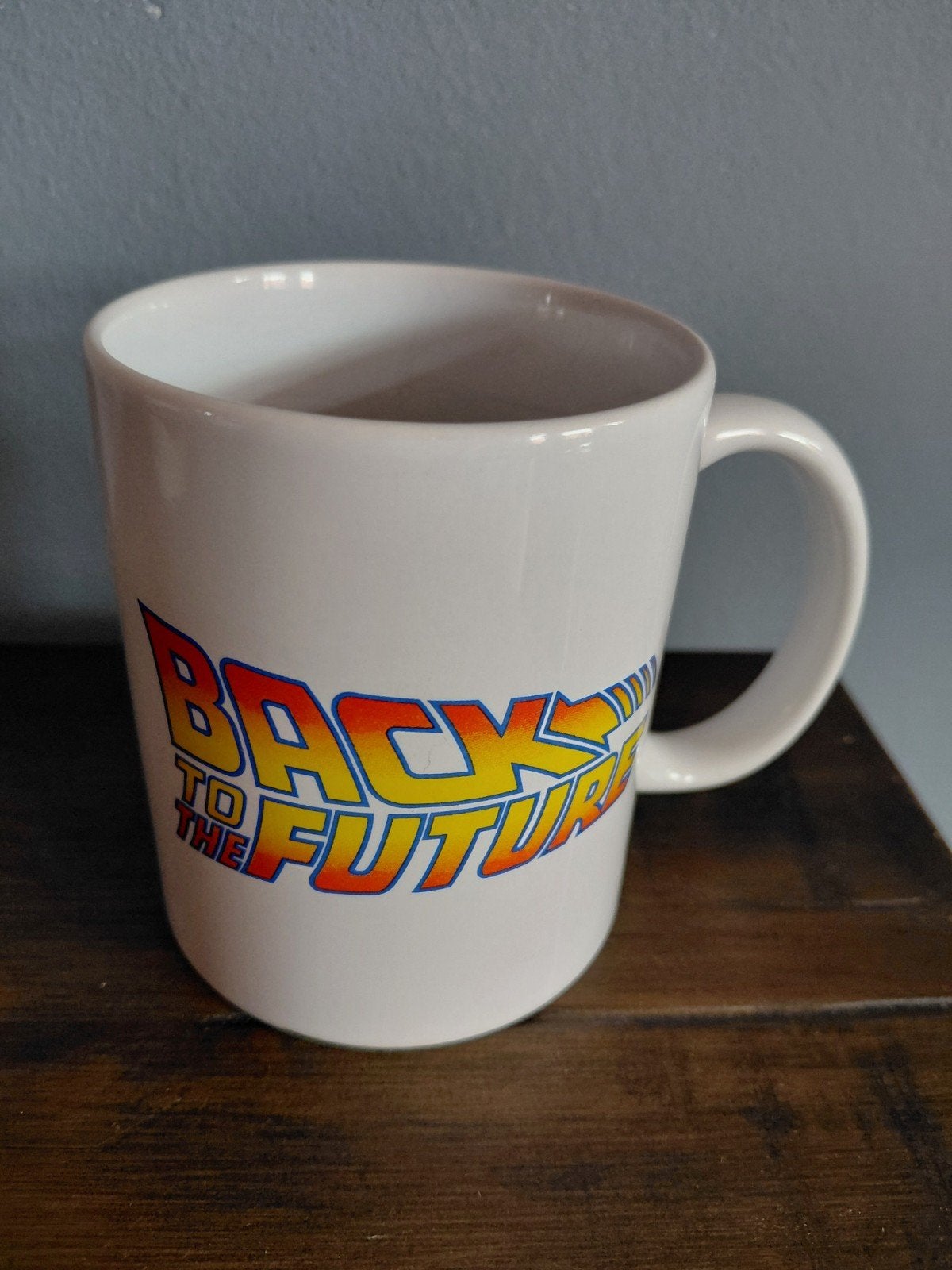 Originele Back to the Future Mok (DeLorean / OUTATIME), Ophalen of Verzenden, Zo goed als nieuw, Film, Gebruiksvoorwerp