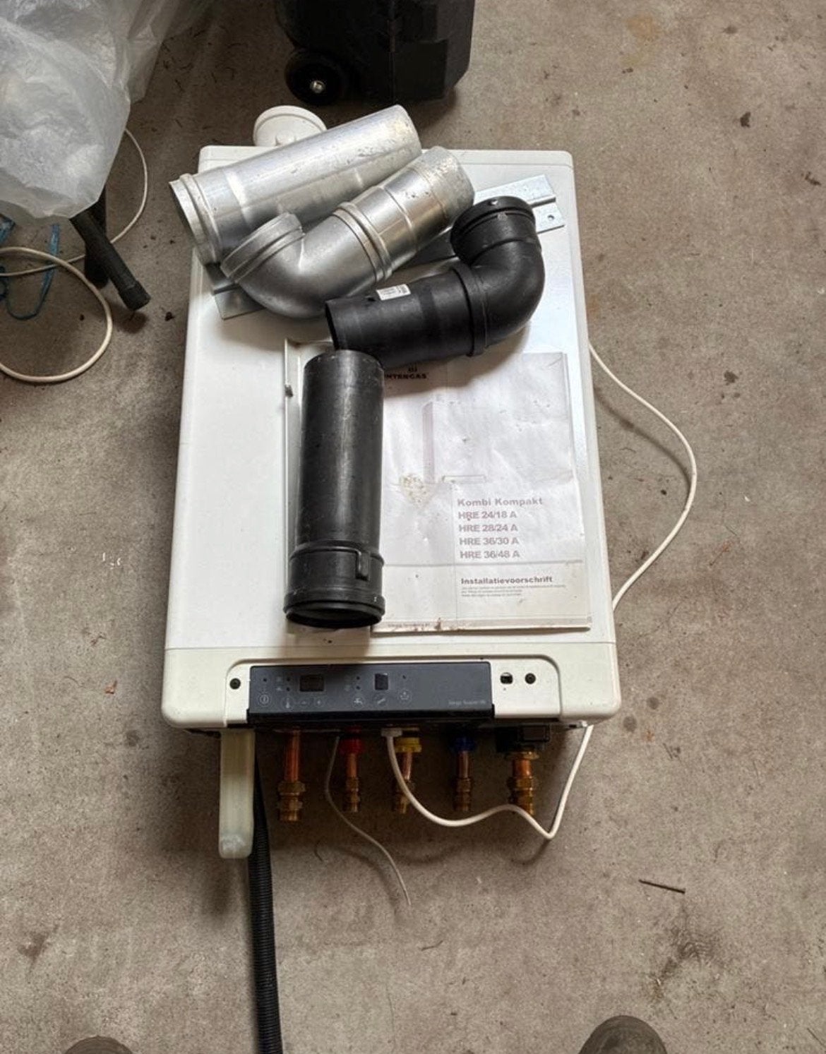 Intergas Kompakt HRE 28/24 A CV-ketel - Zo goed als nieuw, Ophalen, 30 tot 80 cm, Hoog rendement (Hr), Cv-ketel of Combi-ketel