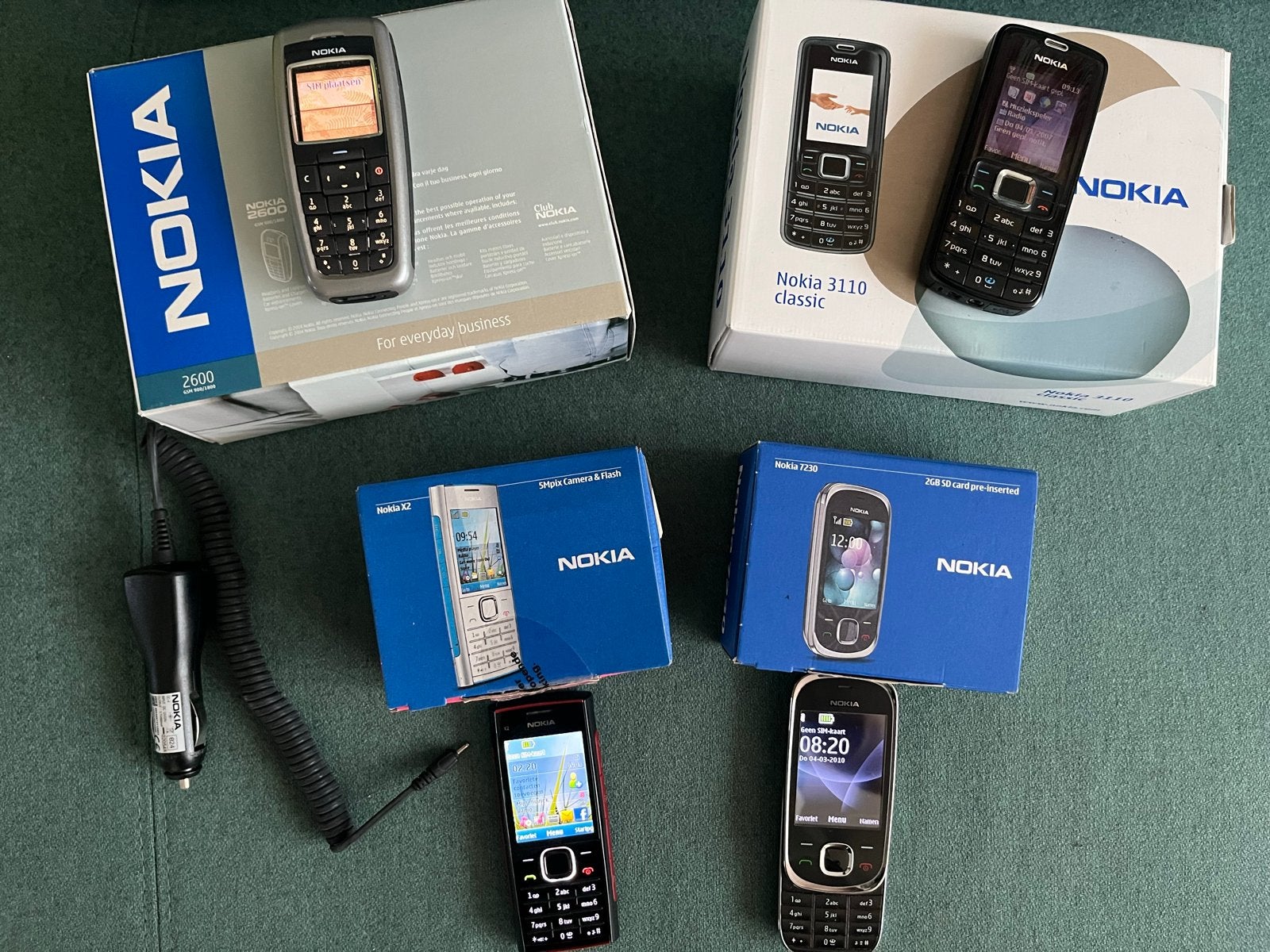 Nokia telefoons 2600 / 3110 / X2 / 7230, Overige modellen, Zwart, Fysiek toetsenbord, 3 tot 6 megapixel