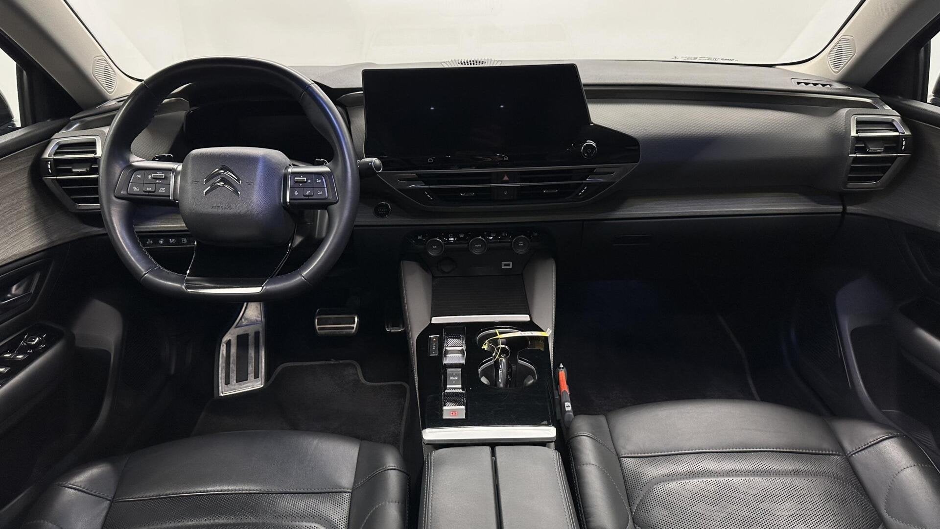 Citroen C5 X 1.6 Plug-in Hybrid 225 Shine CAMERA PANO CARPLA, 1350 kg, Gebruikt, 4 cilinders, Met garantie (alle)