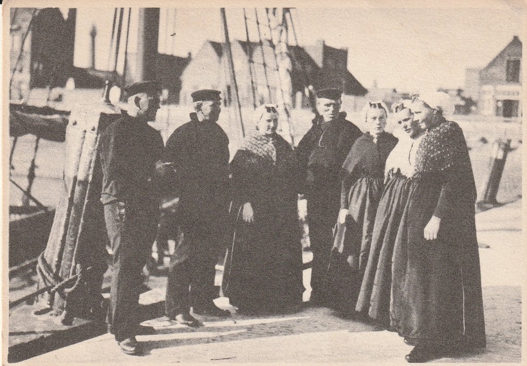 Scheveningen, Verzamelen, Ophalen of Verzenden, 1940 tot 1960, Ongelopen, Klederdracht