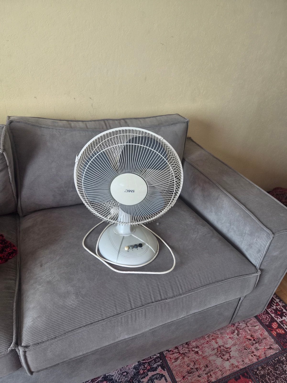 SMC Tafelventilator - Compact en Krachtig, Witgoed en Apparatuur, Ventilatoren, Ophalen of Verzenden, Gebruikt, Tafelventilator