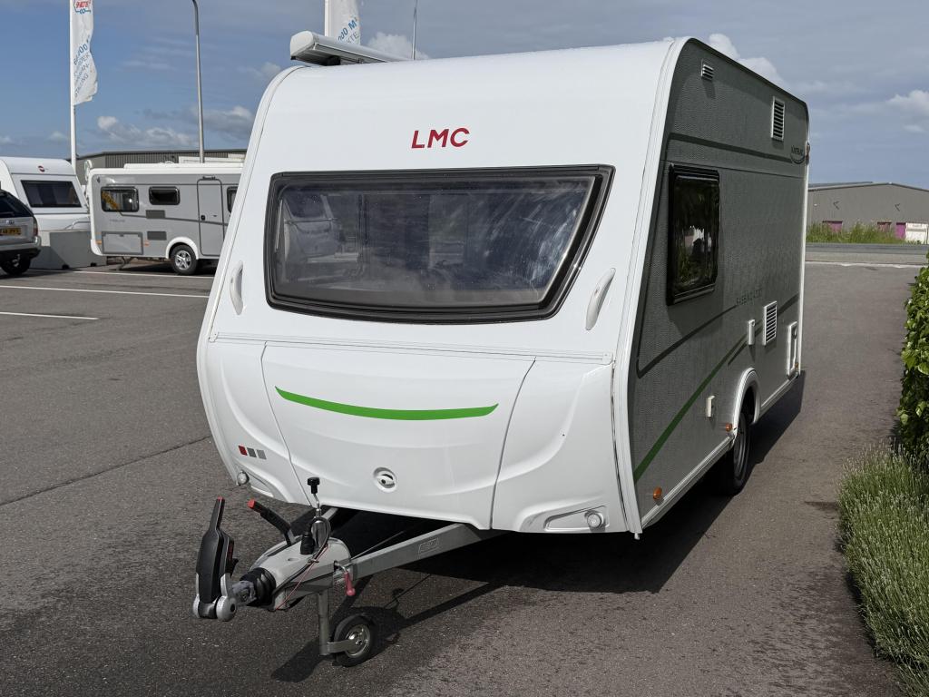 LMC Sassino 430 D Thule luifel,Enduro mover,dwars bed 2022, Caravans en Kamperen, Caravans, Overige typen, Bedrijf, Treinzit, 4 tot 5 meter
