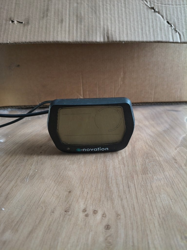 Te koop display E- novation, Ophalen of Verzenden, Gebruikt