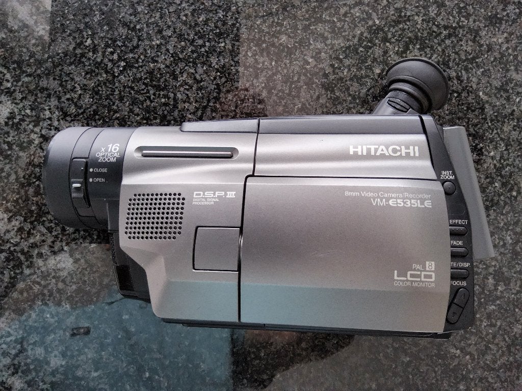 Hitachi VM-E535LE 8mm Video Camera/Recorder - Geen oplader, Ophalen of Verzenden, Gebruikt, Overige merken