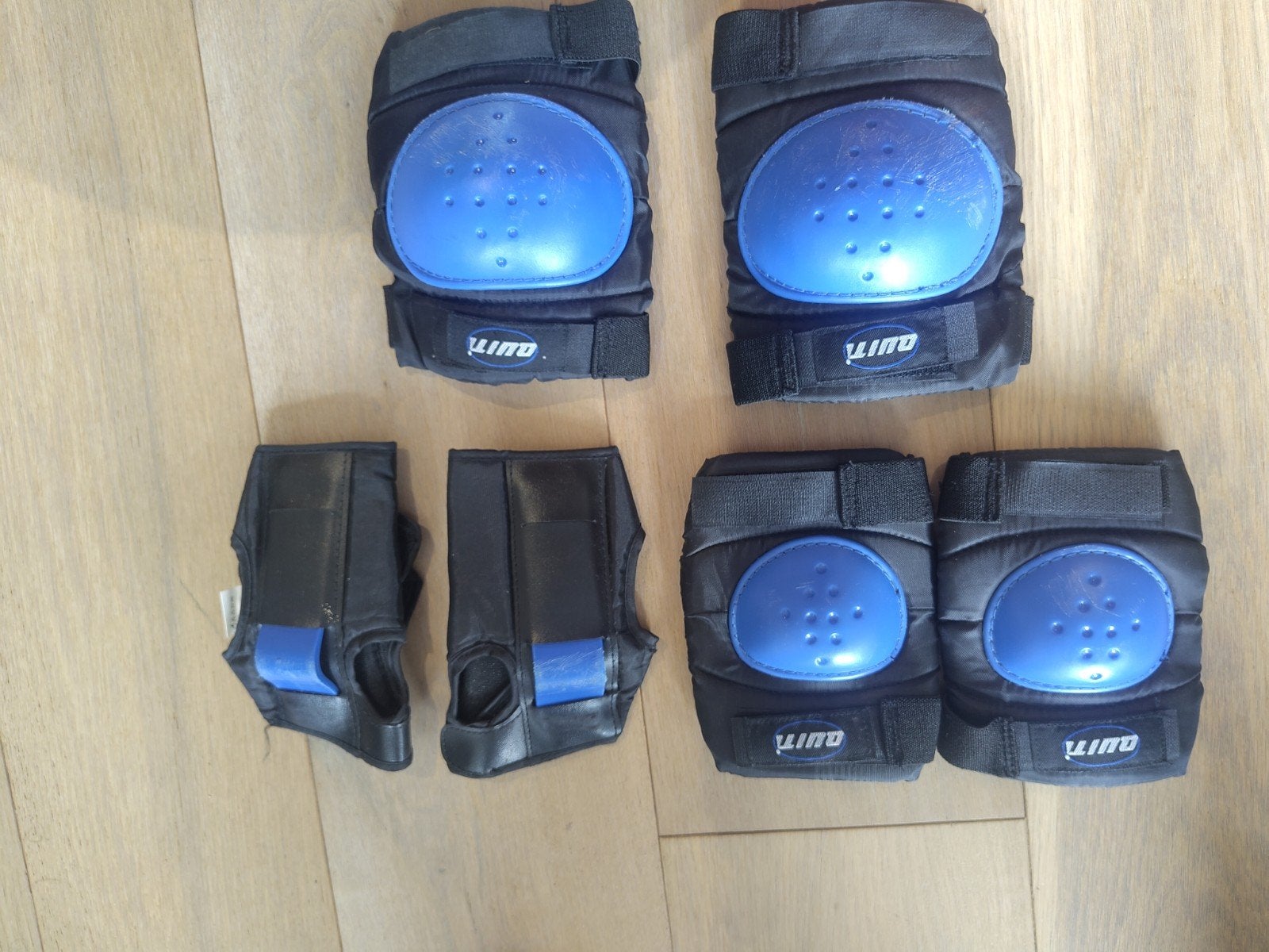 Quiti Junior Beschermset - maat M, Sport en Fitness, Skateboarden, Ophalen, Gebruikt, Bescherming